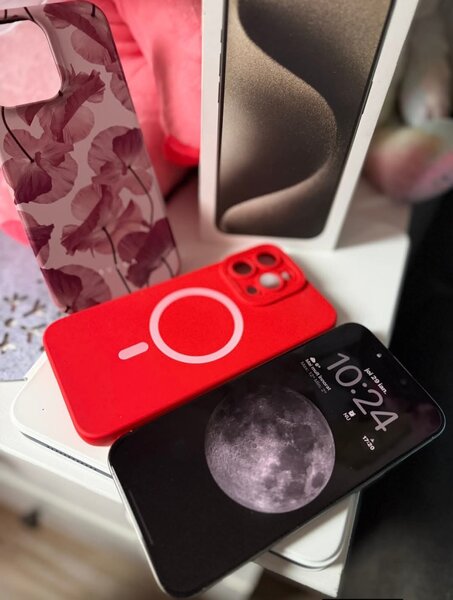 Vand iPhone 15 Pro Max